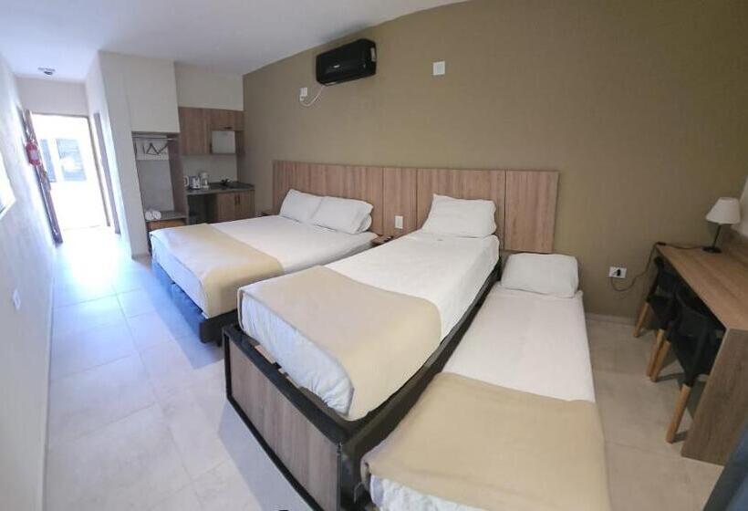 四人标准间, La Quinta Suites