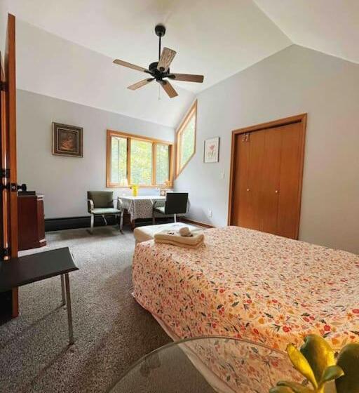 Номер Стандарт Совместная Ванная, Sunny Peace Homestay