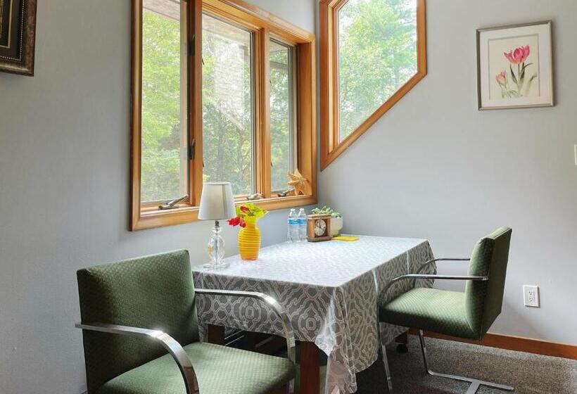 Номер Стандарт Совместная Ванная, Sunny Peace Homestay