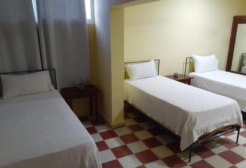 이코노미 트리플 룸, Villa Carolina Bed And Breakfast