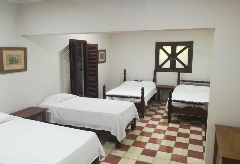 Семейный Номер, Villa Carolina Bed And Breakfast