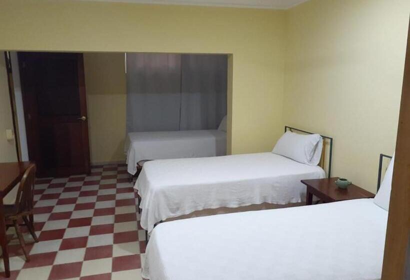 Трехместный Номер Базовый, Villa Carolina Bed And Breakfast