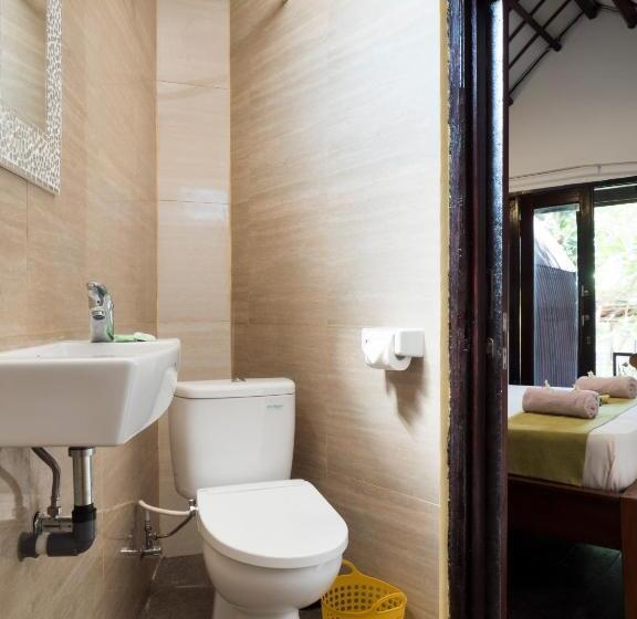 Номер Economy, Gili Turtle Beach Resort