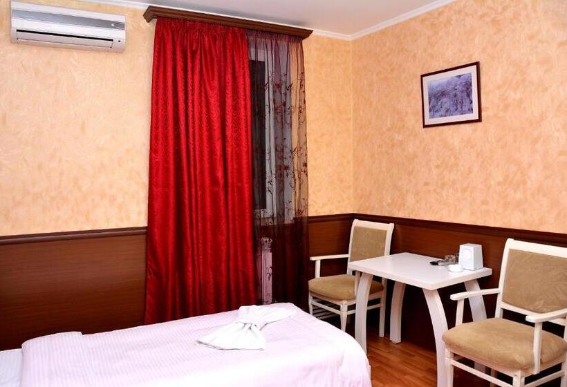 Номер Комфорт, Vayk Hotel And Tourism Center