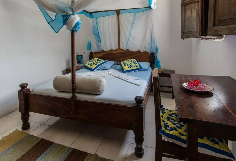 اتاق استاندارد یک نفره, Kiponda B&b
