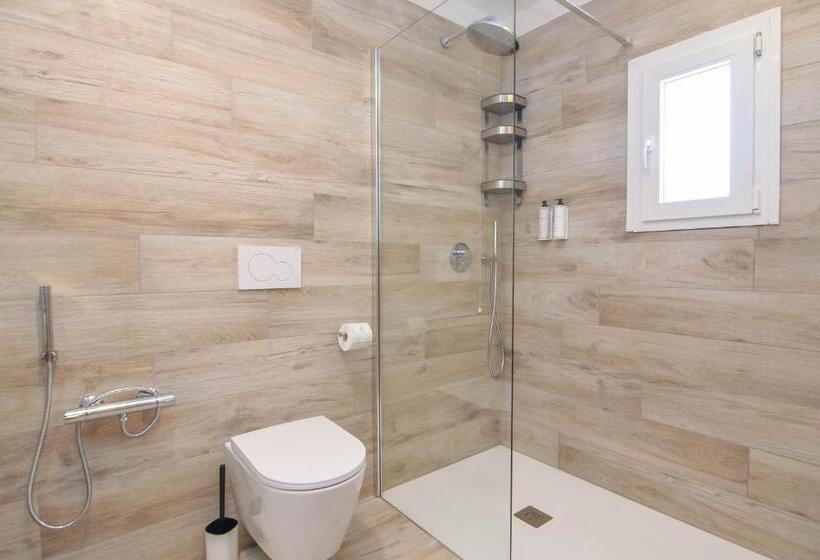 Полулюкс с Гидромассажем, Marina Junior Suite 4 Stelle S