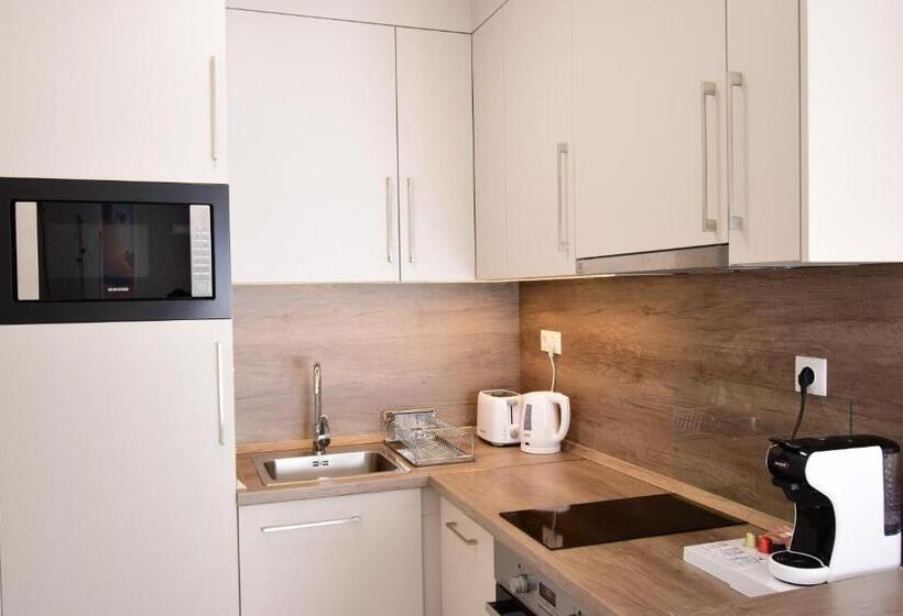 Апартаменты 1 Спальня, Sunset Resort   Lakeside Apartment