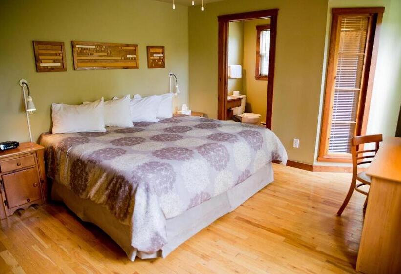 Номер Стандарт, La Petite Auberge De Jouvence