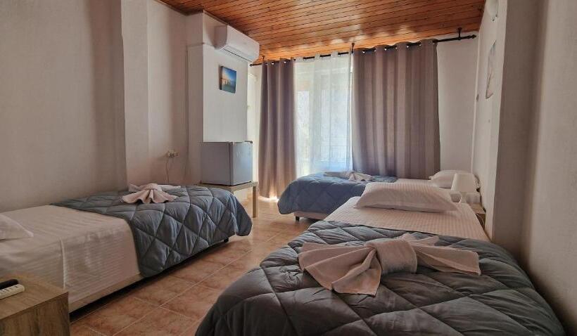 Номер Стандарт Трехместный, Guest House Maggy