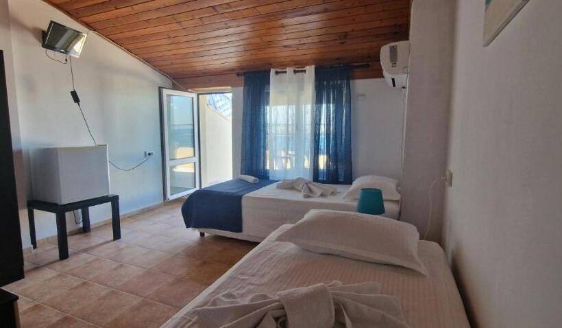 Номер Стандарт Вид на Море, Guest House Maggy