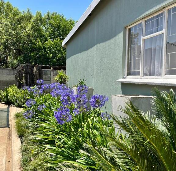 Номер Стандарт, Khaya4u Guesthouse