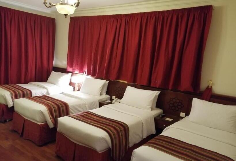 חדר סטנדרט לארבעה, Rotana Al Mesk