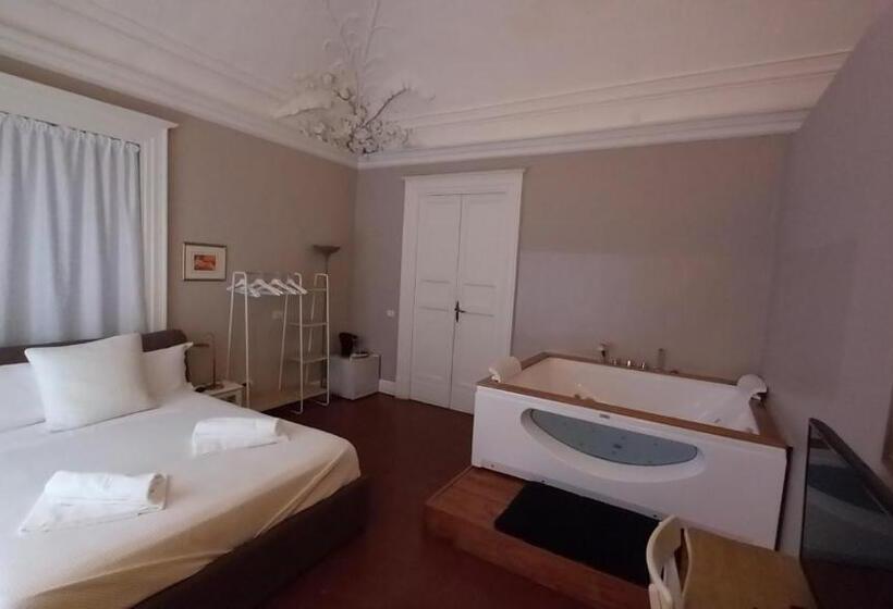 جناح ديلوكس, Acquadellarte B&b