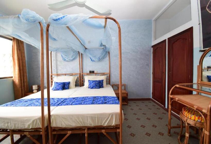 اتاق لوکس, B&b Chez Rita