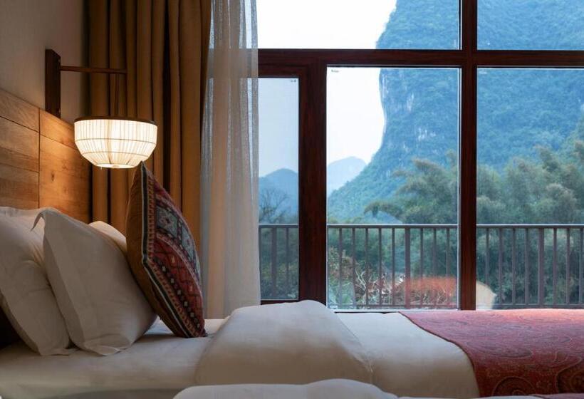 سوییت لوکس, The Apsara Lodge