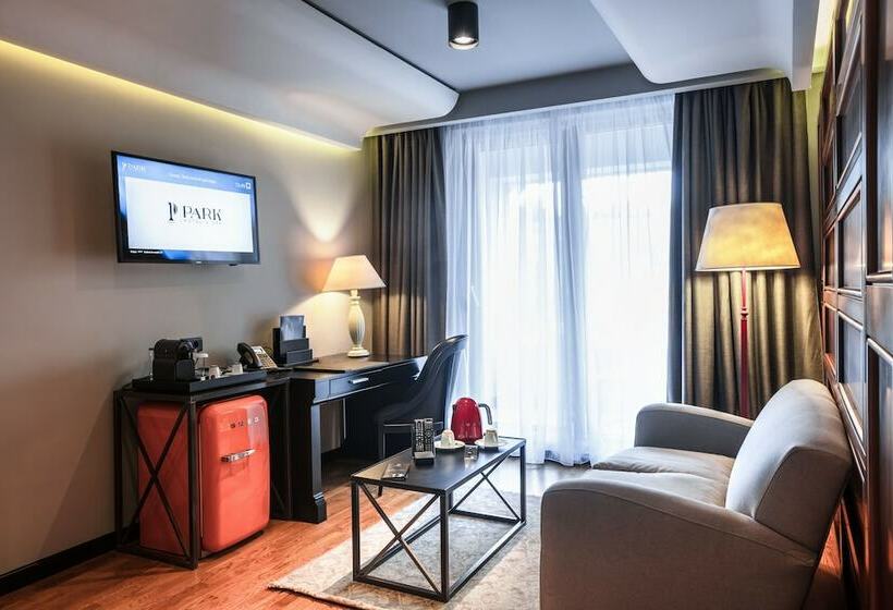 اتاق سوپریور با چشم‌انداز رودخانه, Park Hotel & Spa