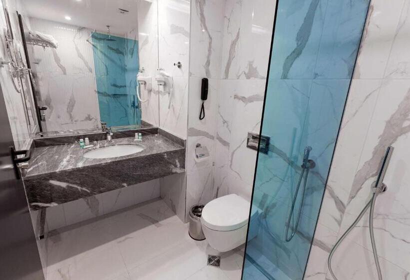Номер Комфорт, Best Western Plus Premium Inn