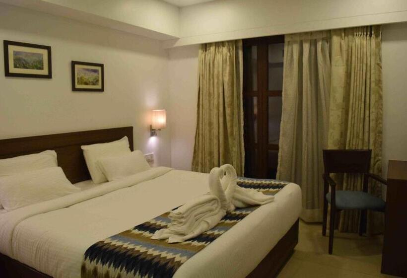 Номер Deluxe, Comfort Inn Emerald