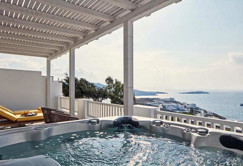 Полулюкс Одноместный с Террасой, Myconian Korali Relais & Chateaux
