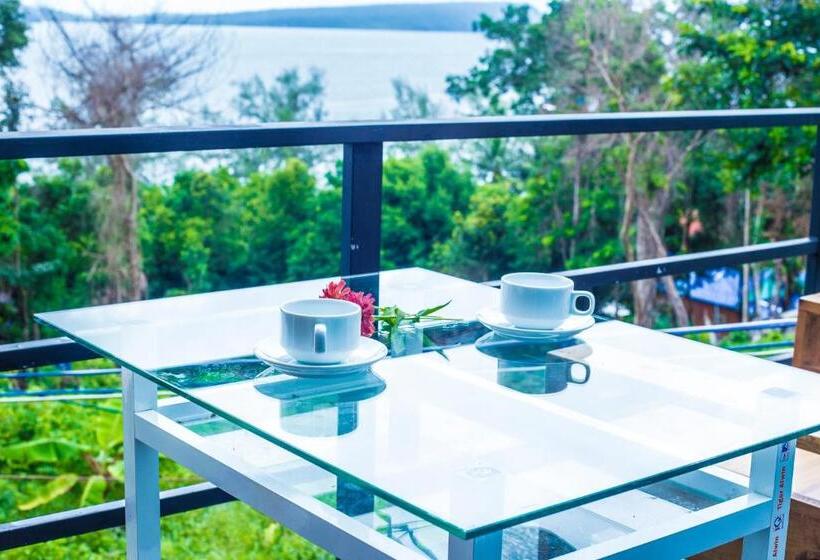 Quarto Deluxe Vista Mar, Koh Rong Ocean View Bungalows
