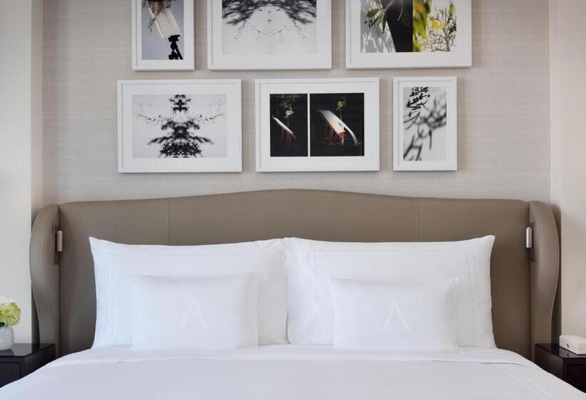 Клубный номер с видом, Kempinski The Boulevard Dubai