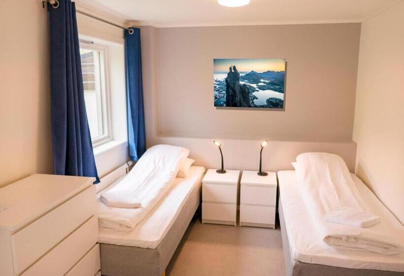 带共用浴室的标准房间, Lofoten Sommerhotell Og Vandrerhjem