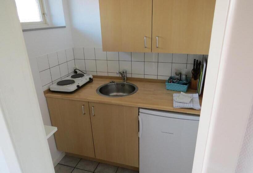 Студия Стандарт, Motel Garni Blåvand