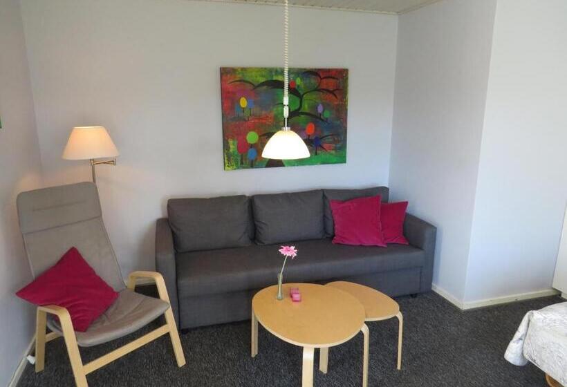 Студия Стандарт, Motel Garni Blåvand