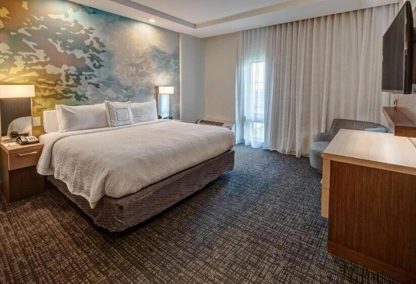 Люкс Deluxe Кровать Кинг, Courtyard Austin By Marriott Northwest/lakeline