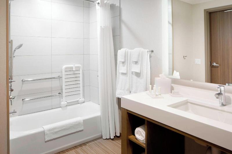 キングサイズベッドのスイートルーム, Courtyard By Marriott Charlotte Fort Mill, Sc
