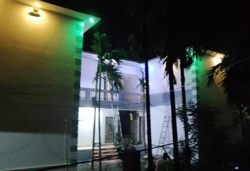 豪华房间, Tendulkar Beach Resort