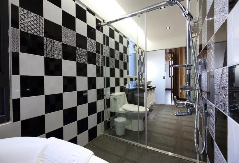 اتاق استاندارد سه نفره, 193 County Garden Bnb