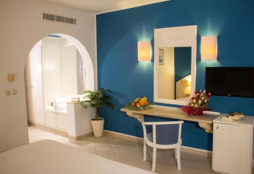 Chambre Quadruple Deluxe, Cap Bon Kelibia Beach Hotel & Spa