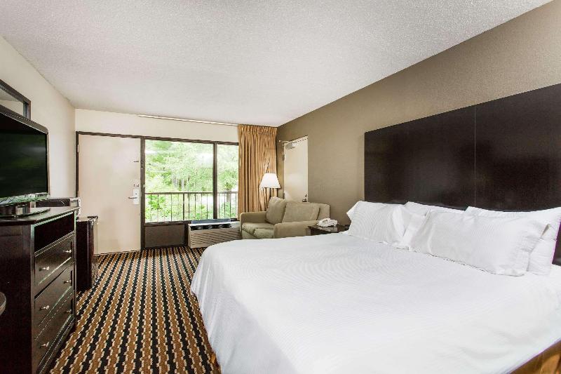 Стандартный Номер Кровать Кинг, Quality Inn Near Speedway