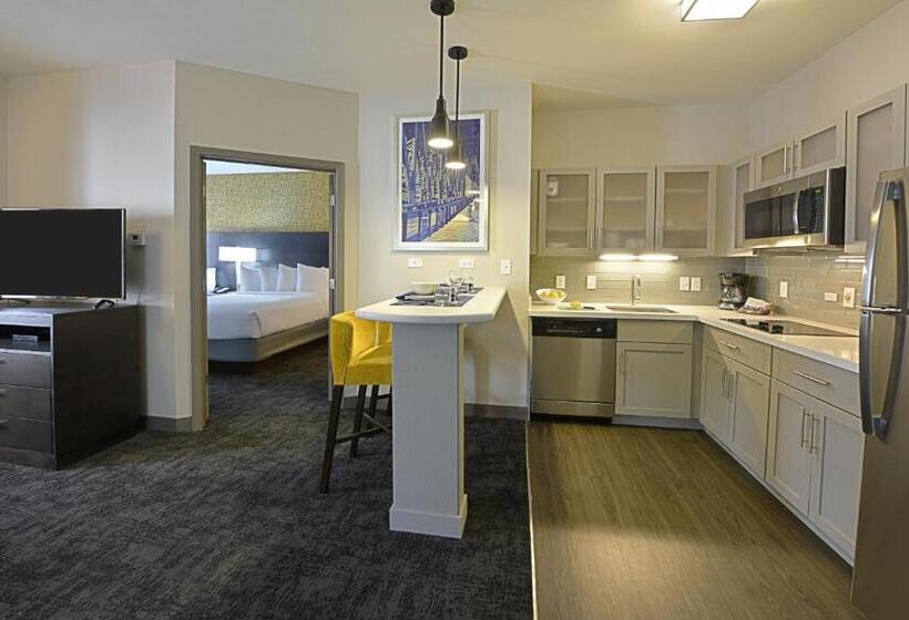Люкс Кровать Кинг, Staybridge Suites   Little Rock   Medical Center, An Ihg