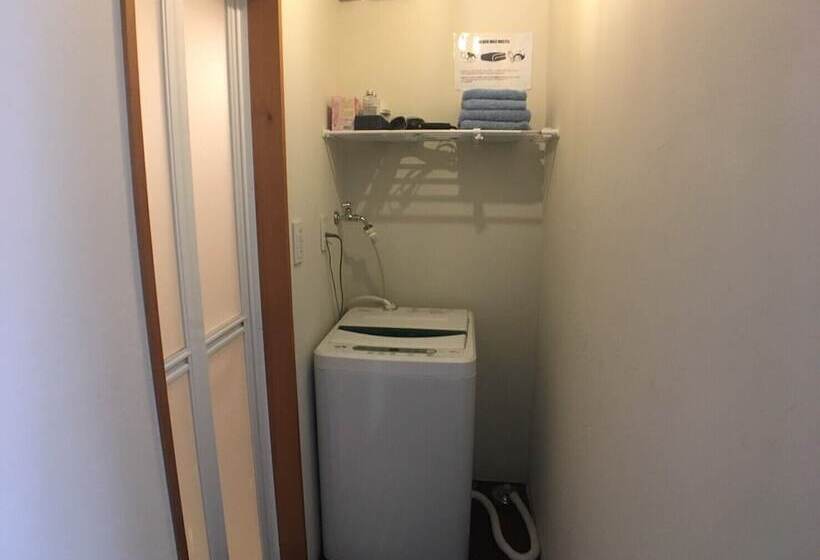 اتاق استاندارد سه نفره, Guest House Golden Mile Hostel