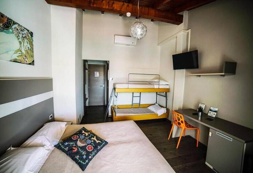 スタンダード４人部屋, Stampa 1968 Hotel E Ristorante