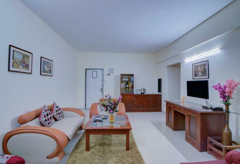高级套房, Camel Valley Resort, Igatpuri