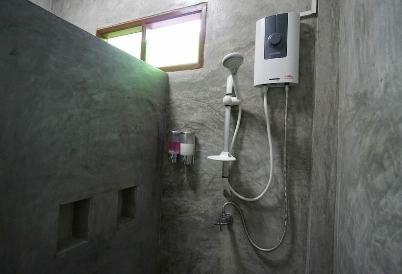 سرير فى غرفة مشتركه, Pk Hostel