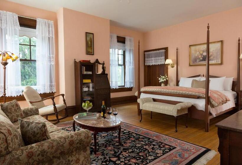 스위트 킹사이즈 침대, Mercersburg Inn