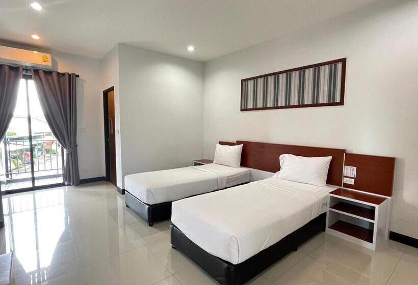 Номер Стандарт, River Hotel Pattani