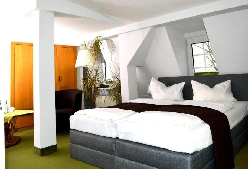 标准三人间, Strandhotel Buckow Resort & Spa Gut Hotels See