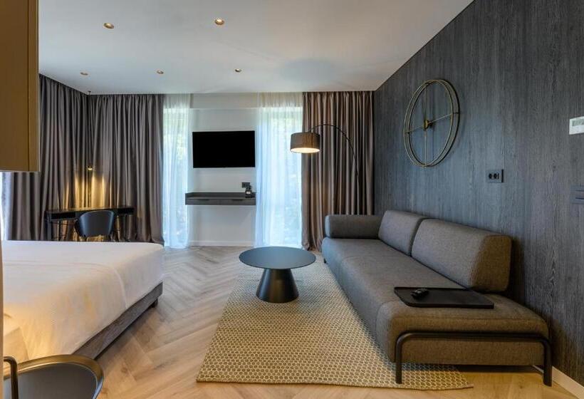 اتاق لوکس, Luna Residence