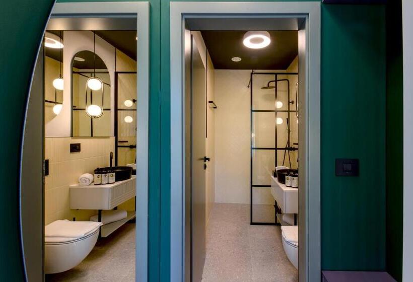 اتاق استاندارد یک نفره, Luna Residence