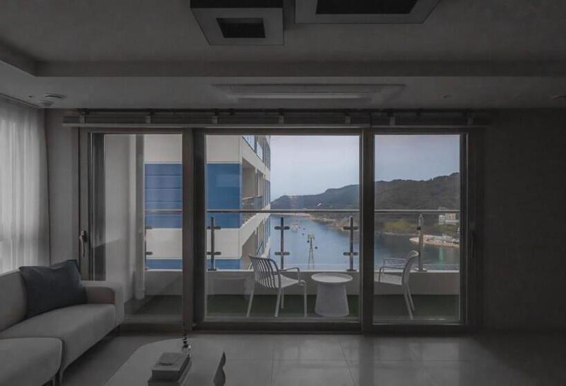 Suite with Terrace, 부산 송도 오션스테이 호텔