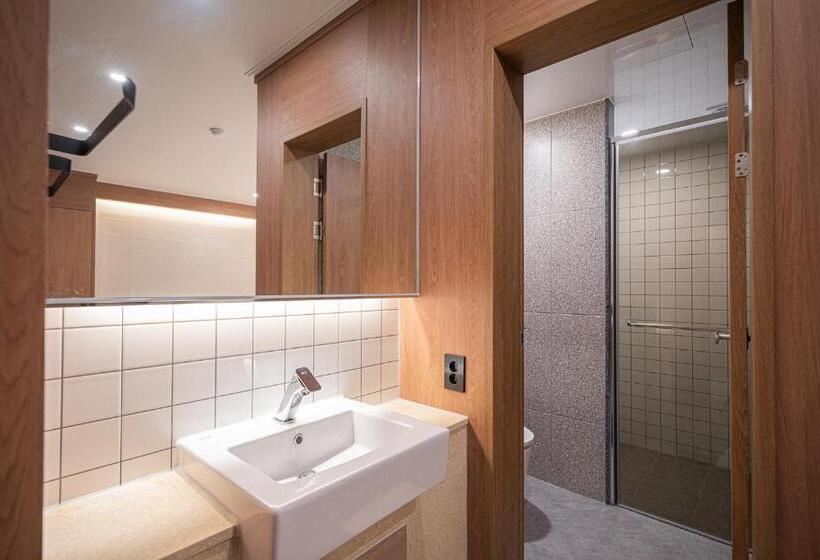 Номер Стандарт, Sangju Brown Dot Hotel Sangju Branch