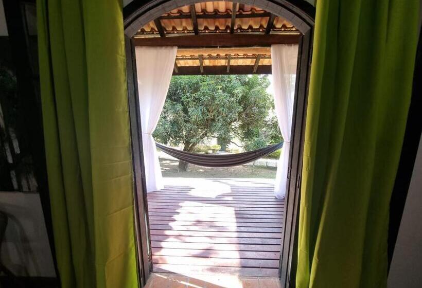 스탠다드 트리플 룸, Cabanas Espada De São Jorge