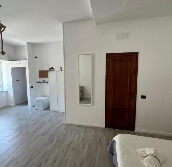 Номер Стандарт Трехместный, Maison Margot