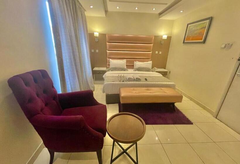 سوییت اجرایی, Box Residence