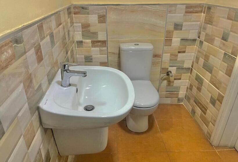 استودیوی سوپریور, Box Residence